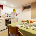 Alte Falknerei Appartement *